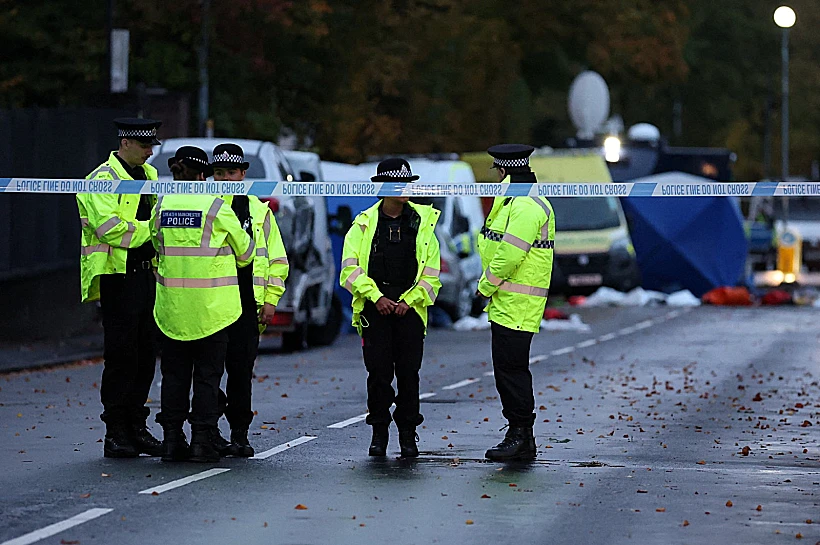 כוחות בזירת הפיגוע בבית הכנסת במנצ'סטר