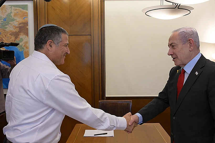 רה"מ נתניהו עם ראש שב"כ הנכנס דוד זיני