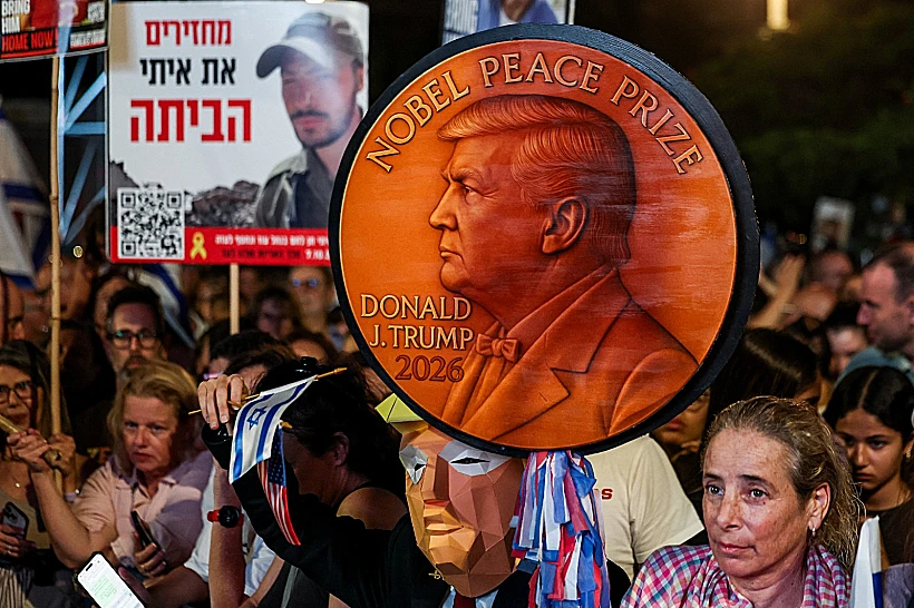 רבבות מפגינים בכיכר החטופים