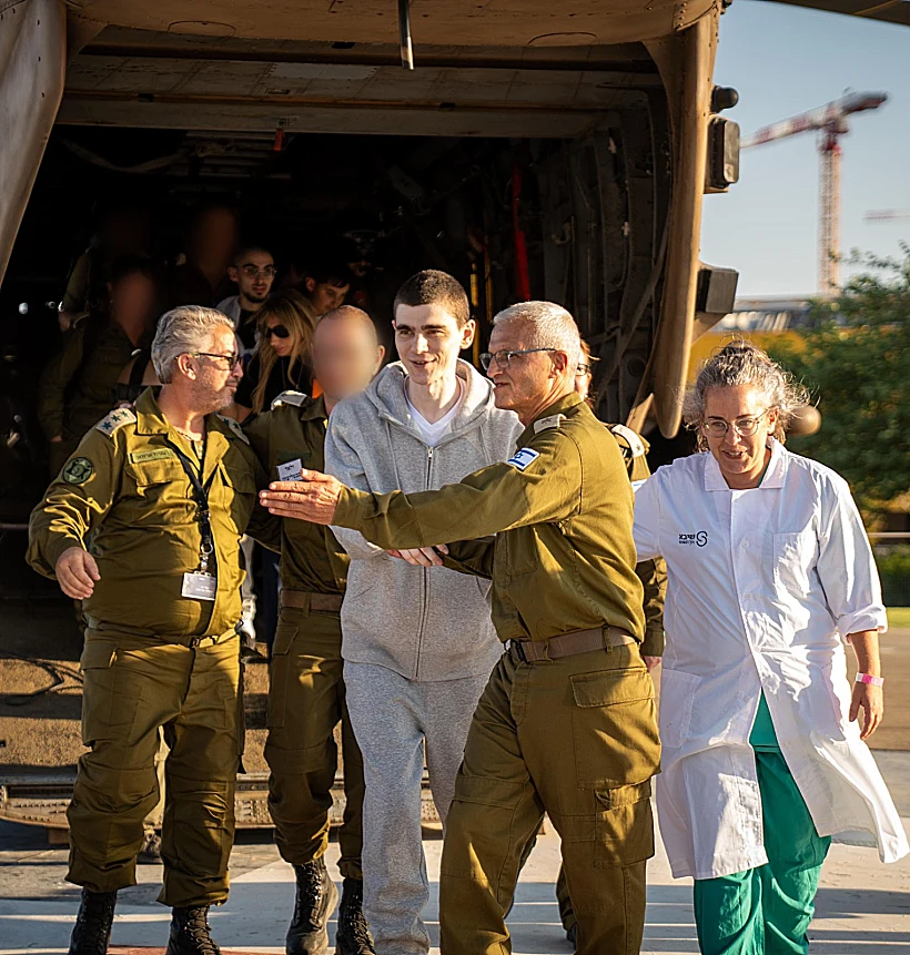 מקסים הרקין במסוק