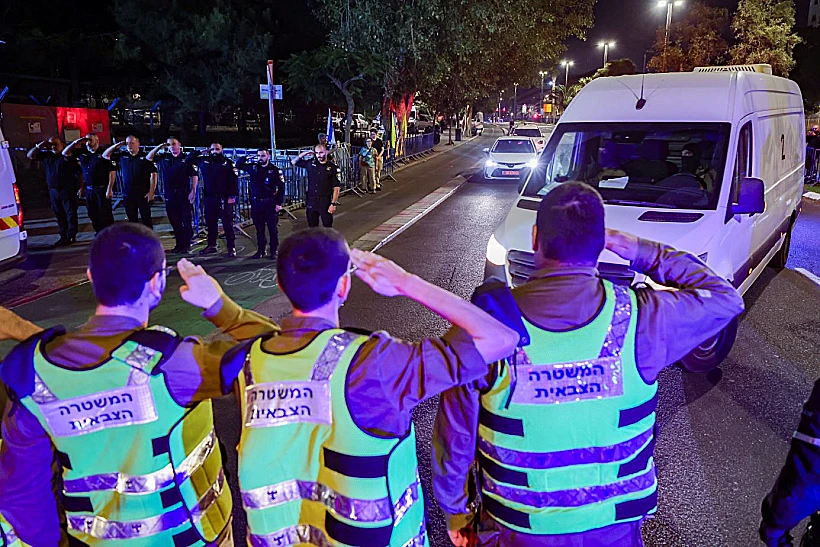 ארונות החללים החטופים מגיעים למכון לרפואה משפטית באבו כביר