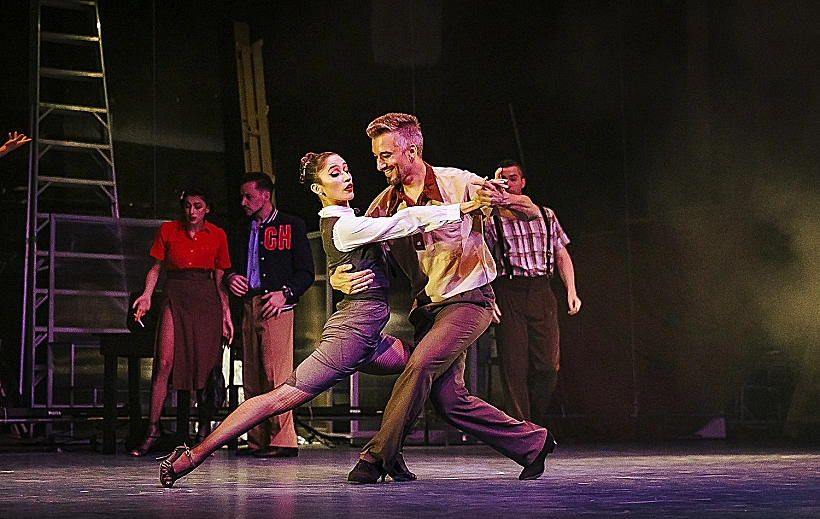 מרכוס אשלה ב"De Tango y Sombras"