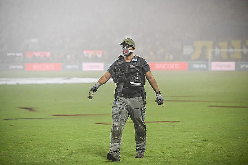 שוטר בדרבי באצטדיון בלומפילד
