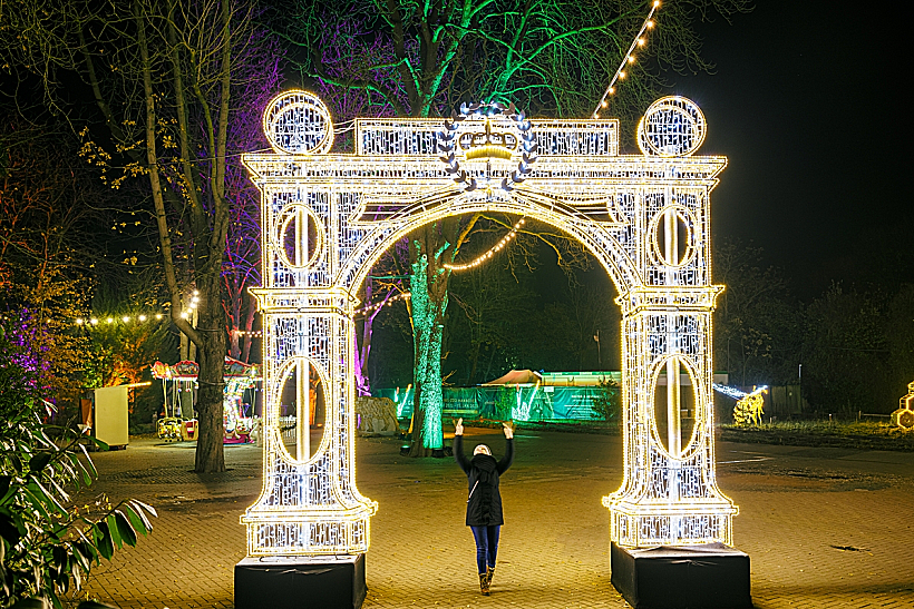 שער רומא מואר ב-Winter Dreams ll