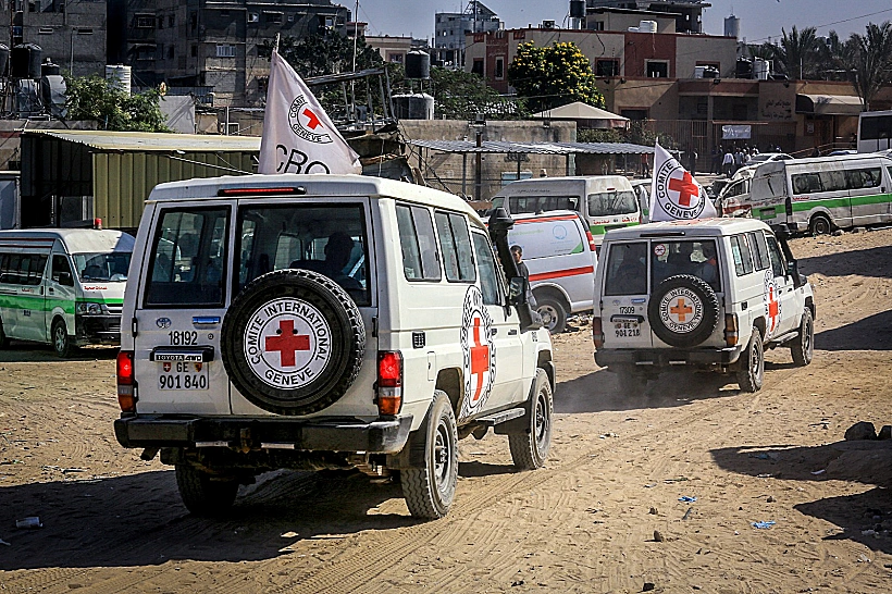 רכבי הצלב האדום ברצועת עזה