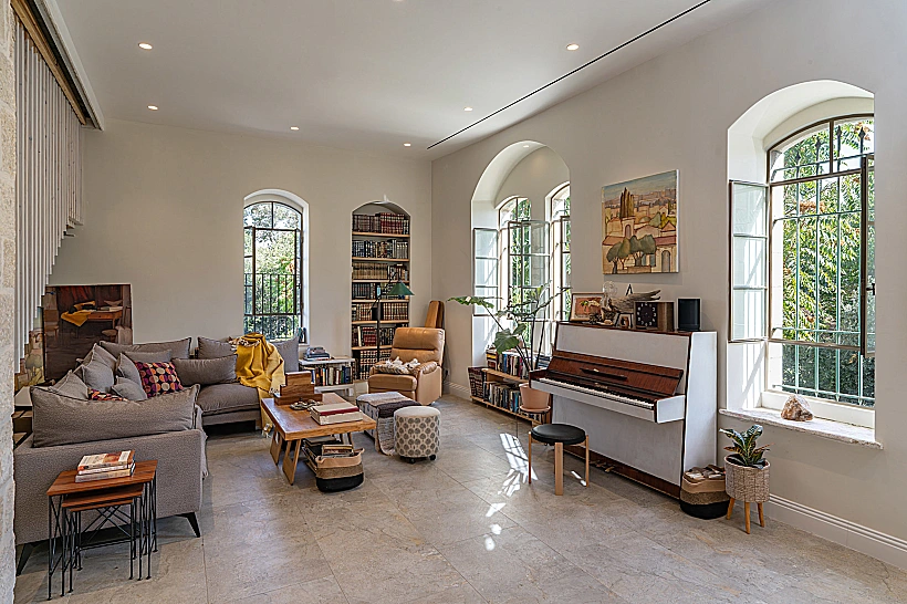 "מוסררה אהובתי", ירושלים