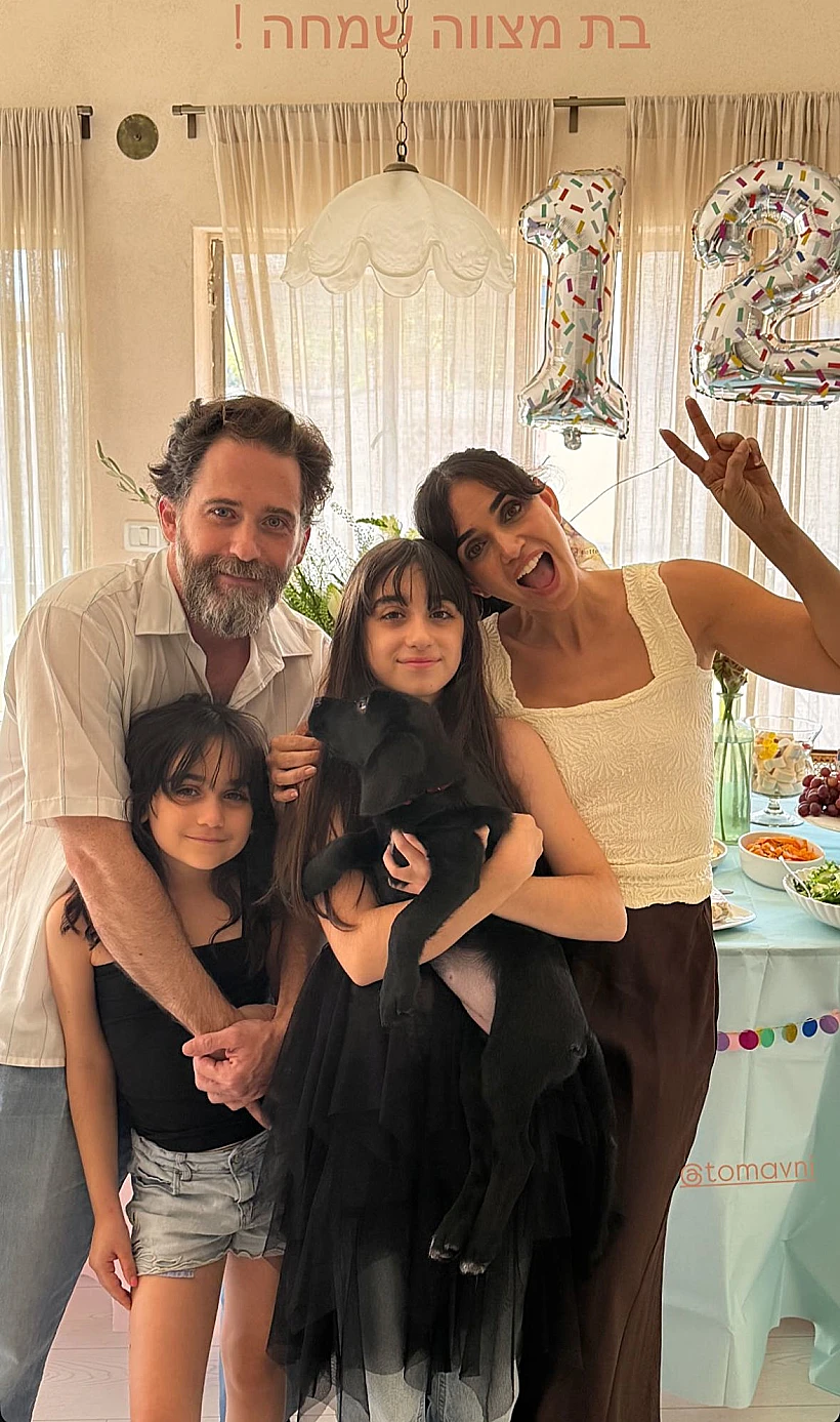 לירז צ'רכי, תום אבני והבנות