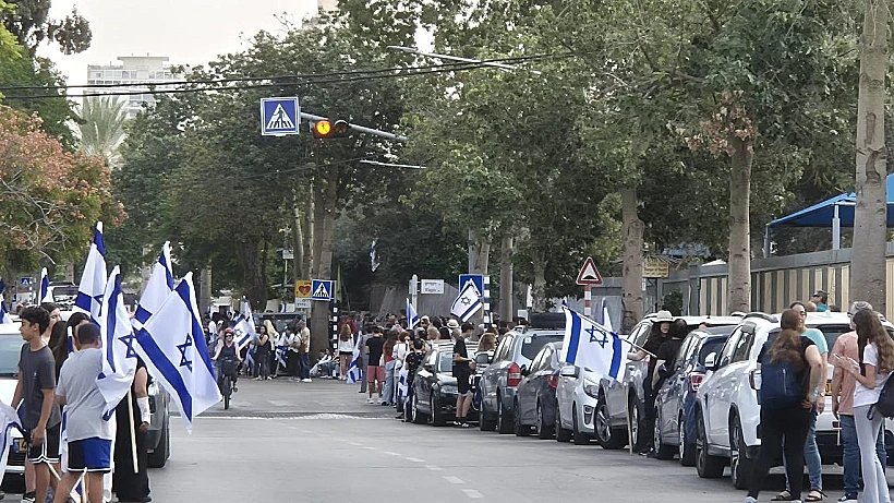 מלווים את אל"מ אסף חממי למנוחות בקריית אונו