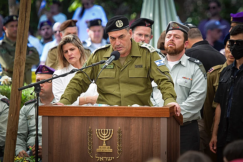 הרמטכ"ל אייל זמיר בהלווייתו של אל"מ אסף חממי