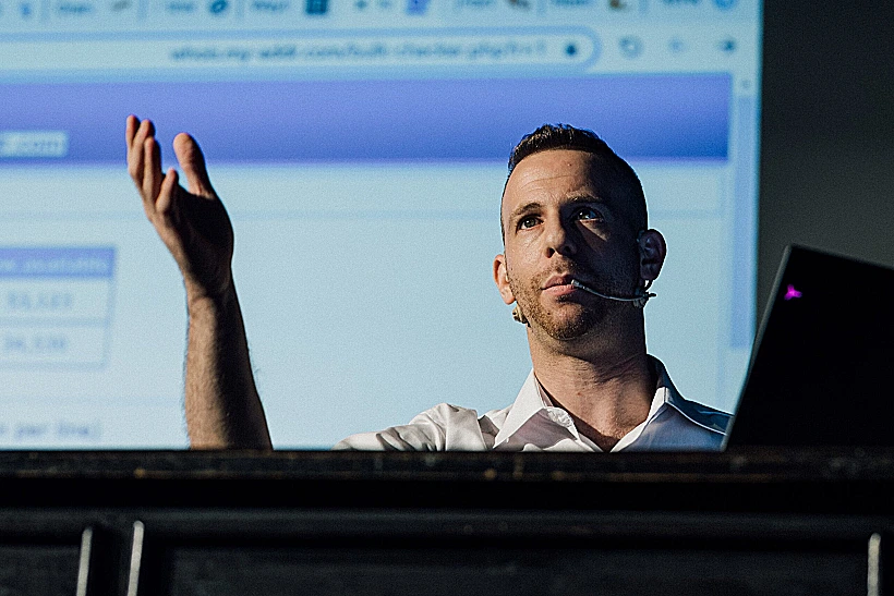 "מקצועי יותר, ישר יותר, שקוף יותר