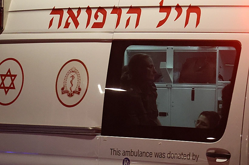 אליזבט צורקוב שבה לארץ