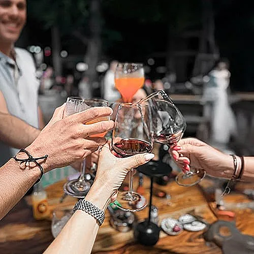 צילום מבר היין היבואן בתל אביב