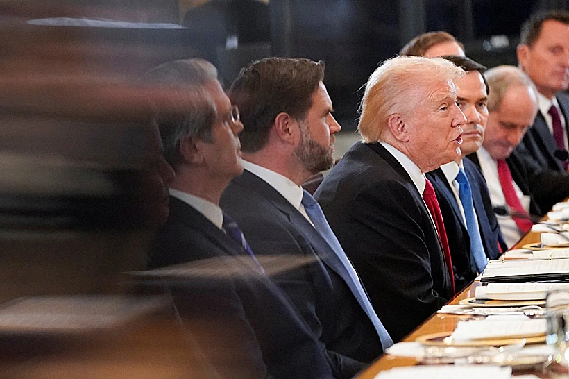 הנשיא דונלד טראמפ בפגישה עם מנהיגי מדינות מרכז אסיה