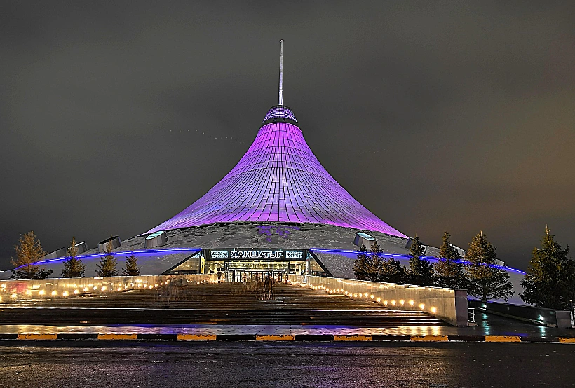 Astana מבנה Khan Shatyr באסטנה קזחסטן