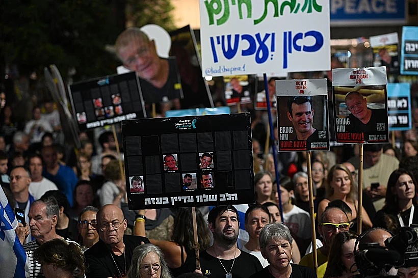 העצרת בכיכר החטופים בקריאה להחזרת החללים