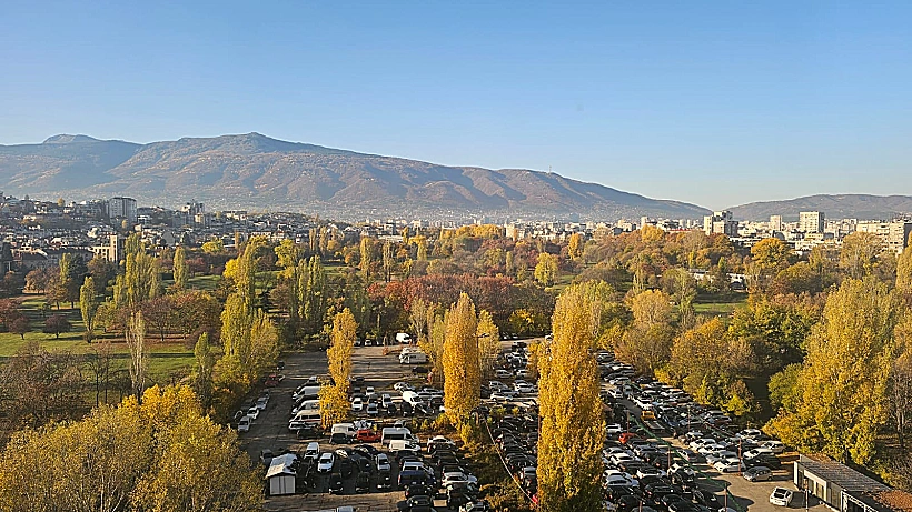 הנוף מחלון החדר במלון "הילטון סופיה"
