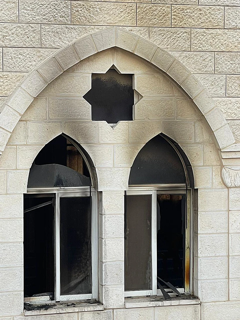 שריפת מסגד בכפר דיר איסתיא, מערבית לסלפית