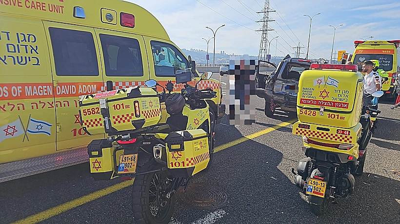 אמבולנס בכביש עוקף קריות