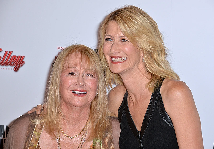 דיאן לאד ובתה