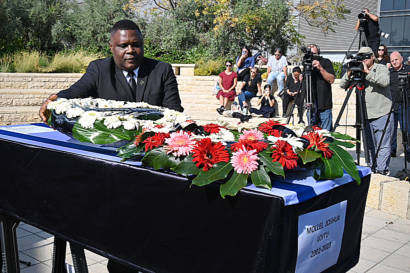 שגריר טנזניה בישראל, אלכס גבריאל קאלווה, בטקס הפרידה מג'ושוע לואיטו מולל