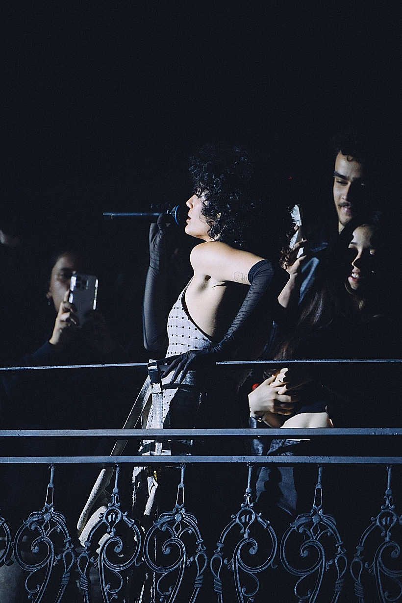 ליהי טולדנו במופע השקת אלבומה השני, "אומץ"