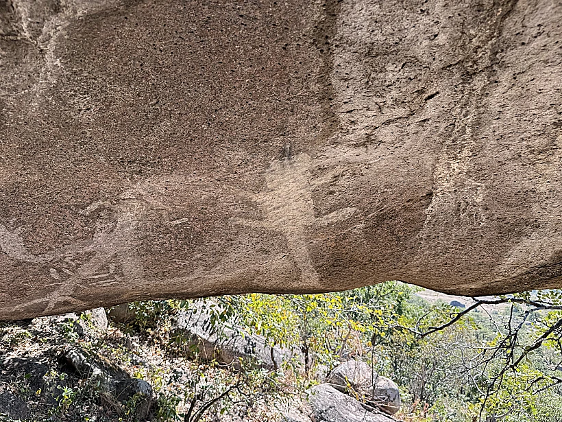 ציורי מערות בדז׳ה (Dedza) מלוואי