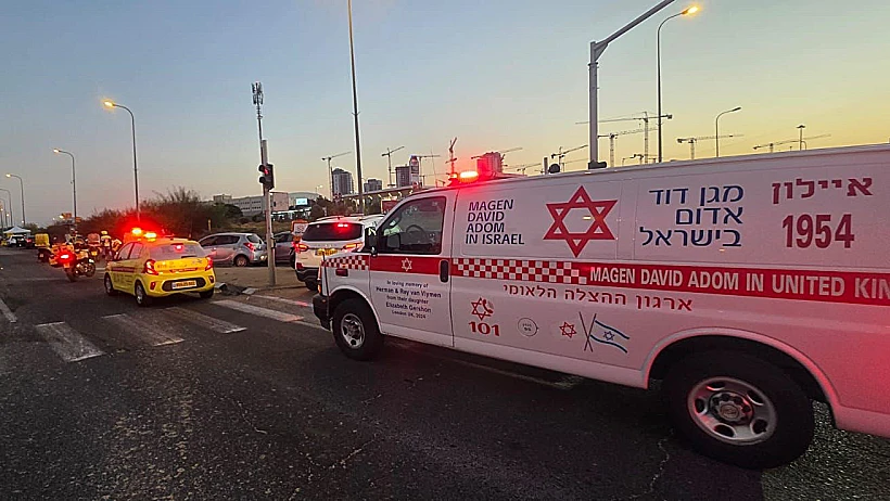 זירת התאונה בכביש 44 סמוך לצריפין