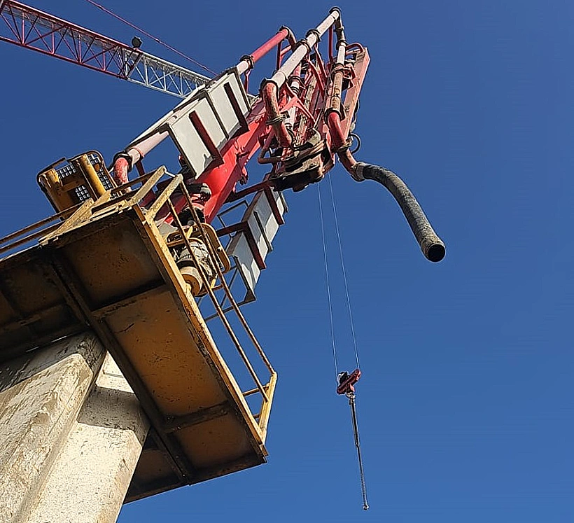 הנער שאותר על משקולת עגורן בירושלים