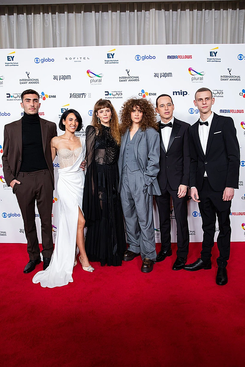 גיא מנסטר, רון לשם, הגר בן אשר, נטע פלוטניק, לירז חממי, בן סולטן