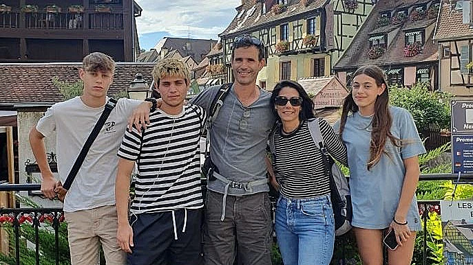 דרור אור וילדיו