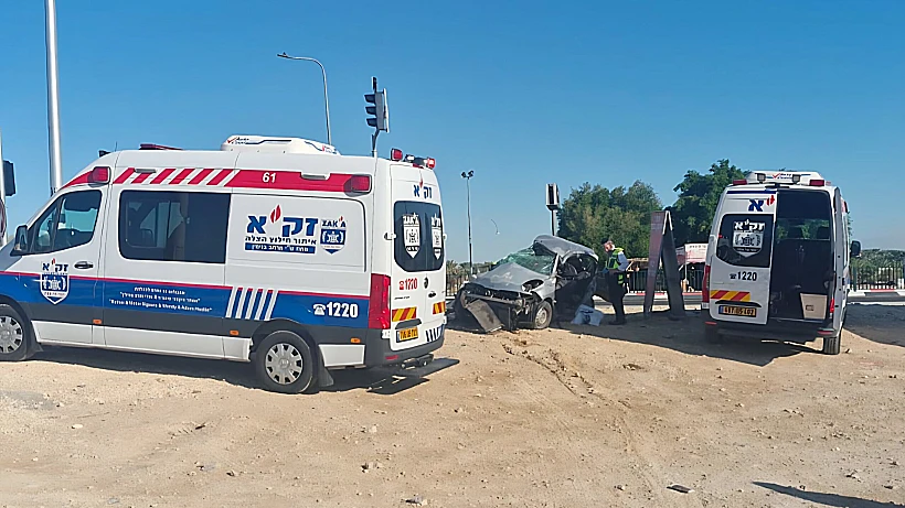זירת התאונה בכביש 1 סמוך לצומת אלמוג