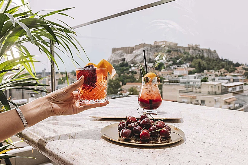 מלון "Electra Metropolis