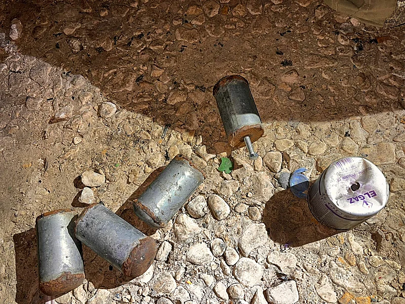 המטענים שנתפסו ברכבו של המחבל באזור קבאטיה בצפון השומרון