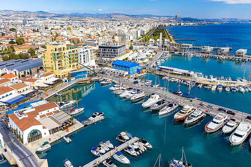 מבט מלמעלה על המרינה של לימסול - מהיפות במזרח התיכון