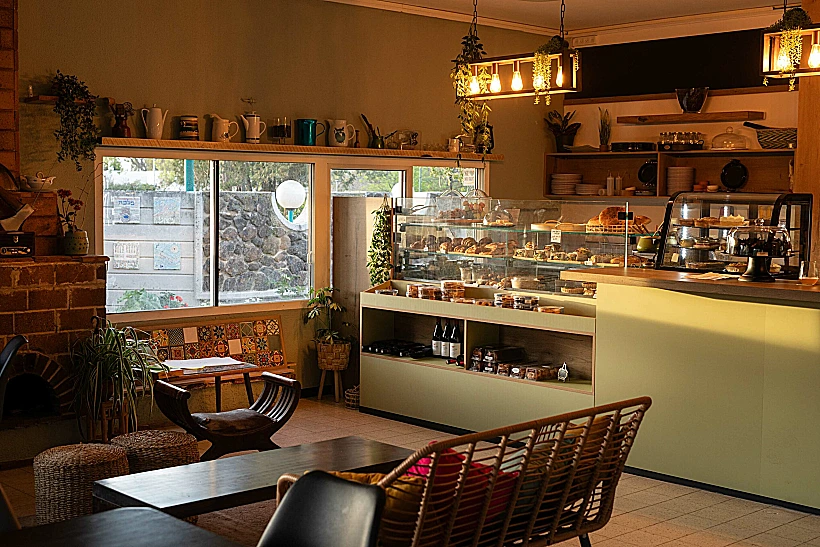 בית הקפה "רוקי ונושי