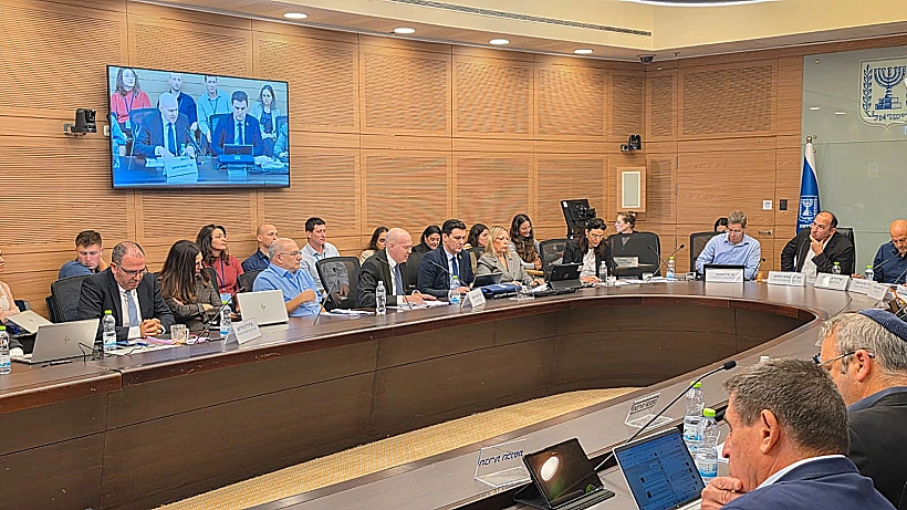 פרקליט המדינה עמית איסמן בדיון בוועדת החוקה