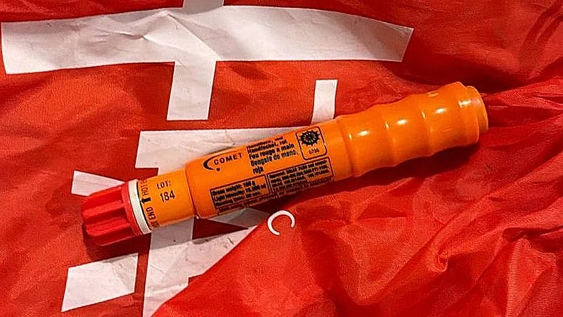 זיקוק שנתפס אצל אוהדי הפועל ת"א