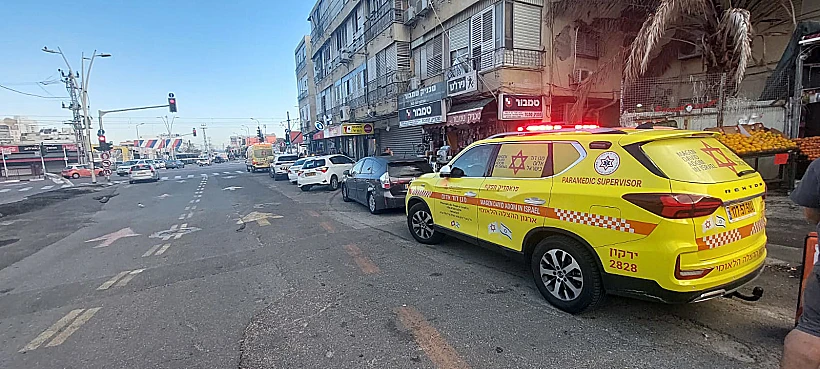 זירת השריפה בפתח תקווה