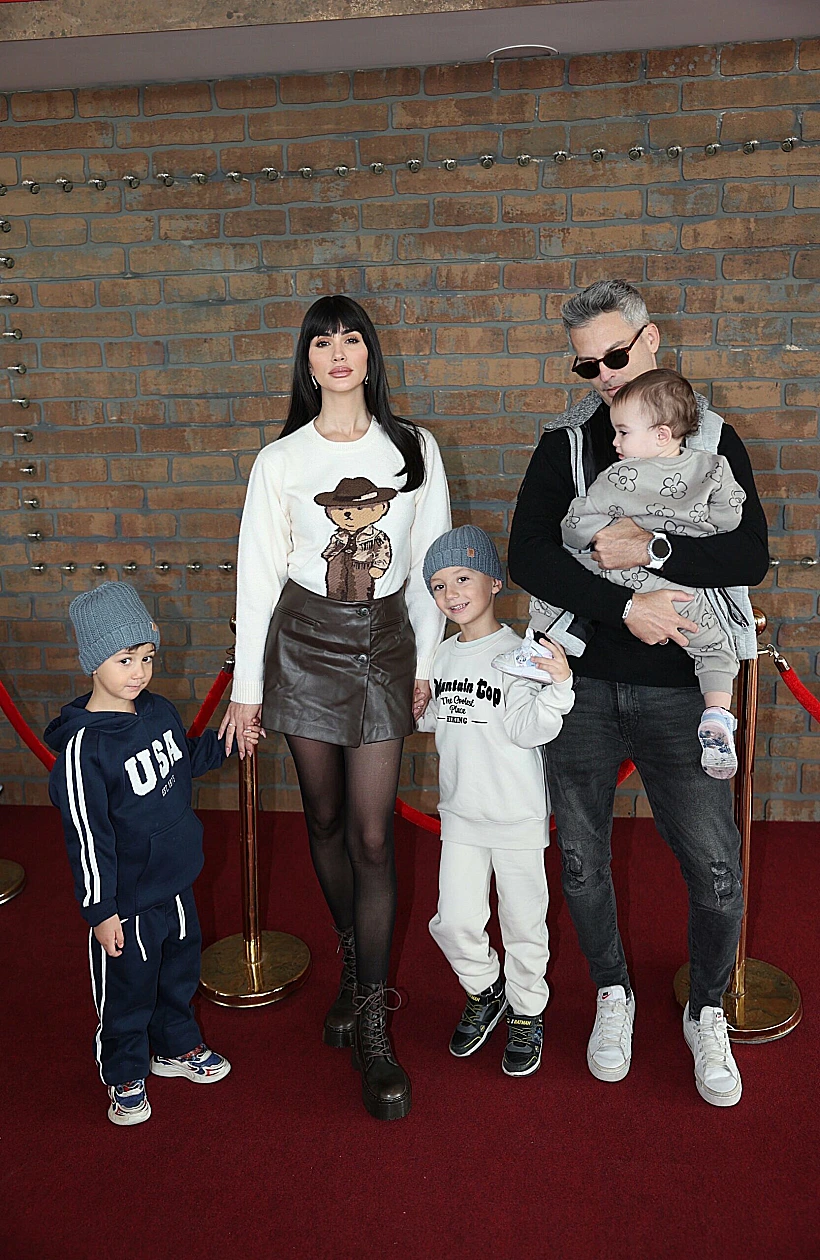 שיר אלמליח בעלה והילדים