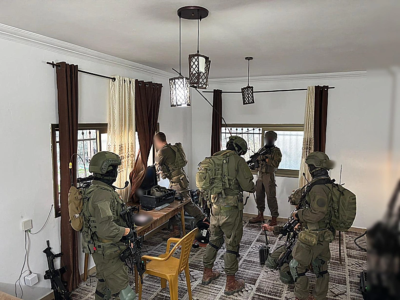 כוחות צה"ל בבית המחבל בקבטיה