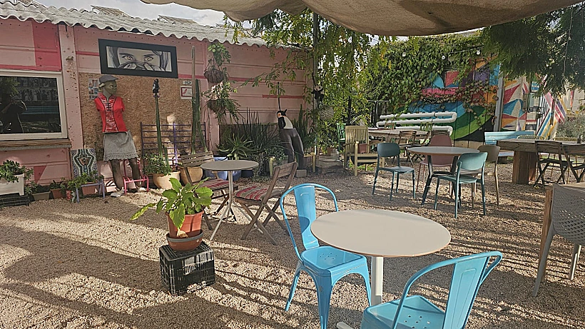 "קפה צרכניה