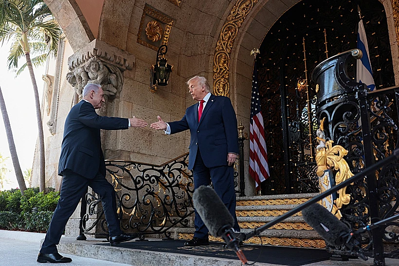 רה"מ נתניהו ונשיא ארה"ב דונלד טראמפ במסיבת עיתונאים במאר-א-לאגו