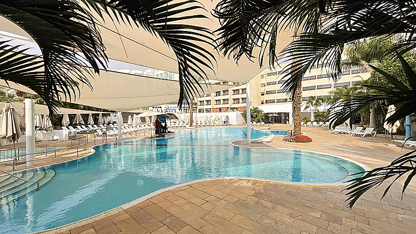 הבריכה של קיסר פרימייר אילת