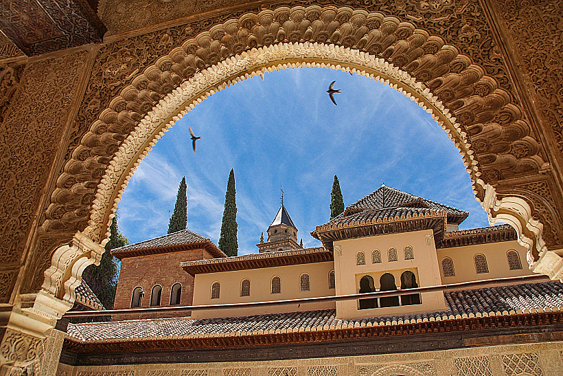 ארמון אלהמברה אשר בגרנדה ספרד