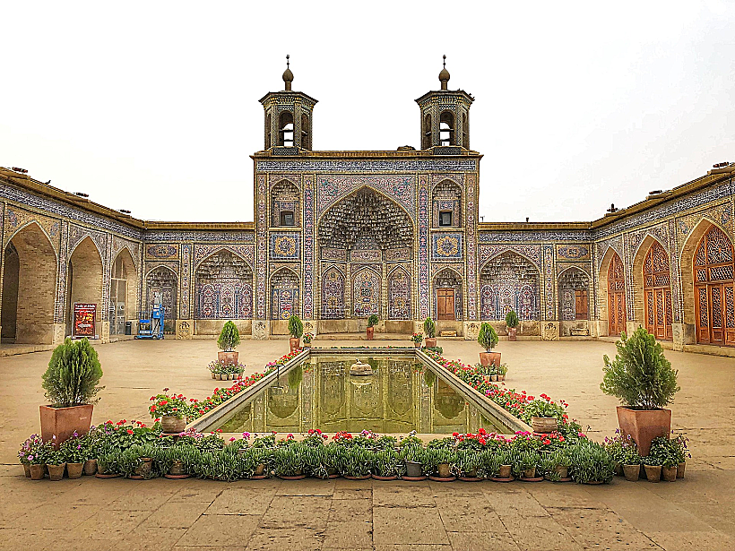 Nasir al-Mulk Mosque
