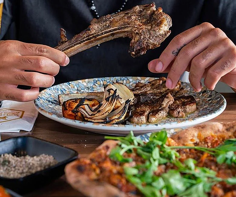 שיפרה וג'מיל - מקום לאוהבי בשר