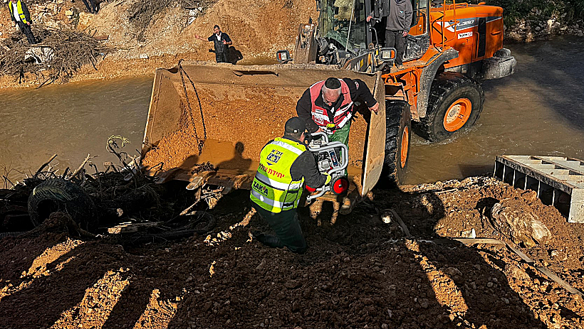 חיפושים אחר הנער שנסחף בנחל מודיעים