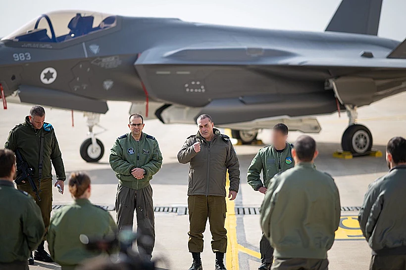 הרמטכ"ל אייל זמיר בבסיס נבטים של חיל האוויר