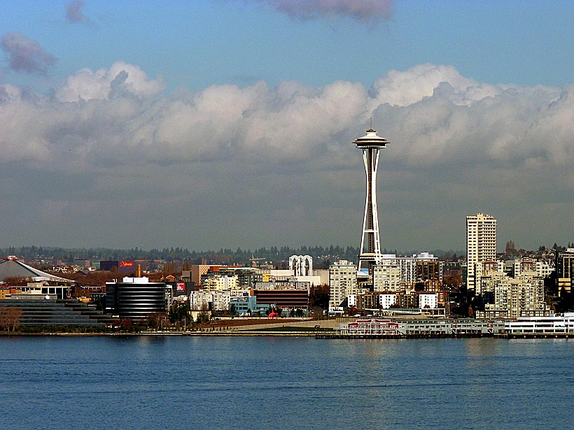 קו הרקיע של סיאטל ארצות הברית עם ה"מחט