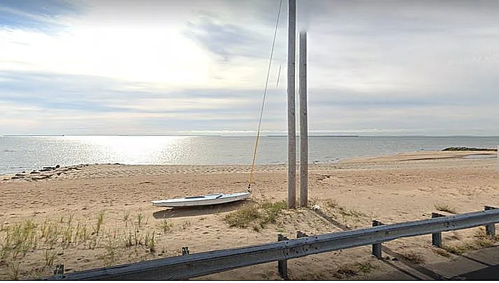 העיירה המזומזמת